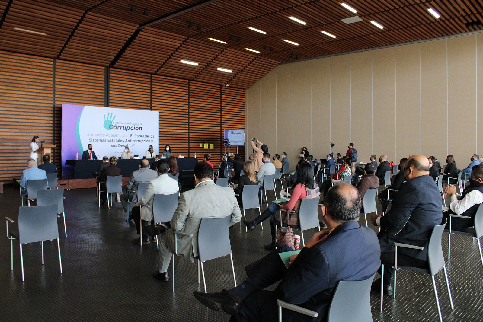 Inauguración de las Jornadas Académicas "El Papel de los Sistemas Estatales Anticorrupción y sus Desafíos" (02/12/2021)