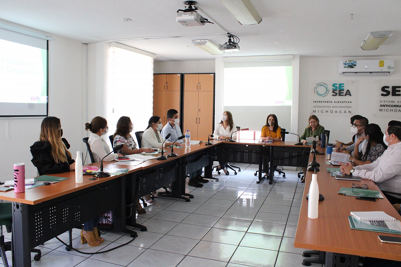 Capacitación "Código de ética y conducta" por el OIC del IEM (04/05/2022)