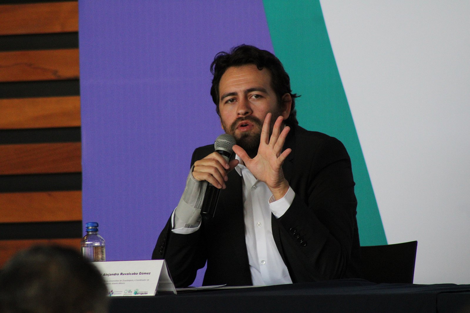 Jornadas Académicas. Conferencia Magistral "Gobierno Abierto como eje transversal de las Políticas Anticorrupción" (02/12/2021)